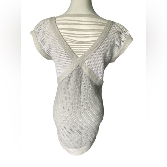 A/X Armani Exchange Sleeveless V-Neck Long Knit Top, Size Medium - Picture 4 of 5